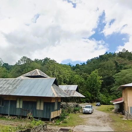 Oyo Home 90491 Flinstone Lodge Kota Kinabalu Ngoại thất bức ảnh