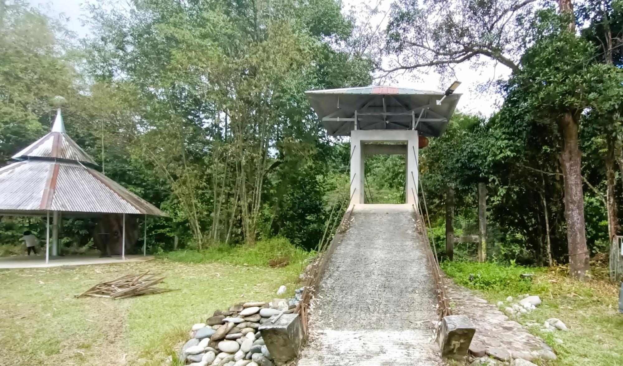 Oyo Home 90491 Flinstone Lodge Kota Kinabalu Ngoại thất bức ảnh